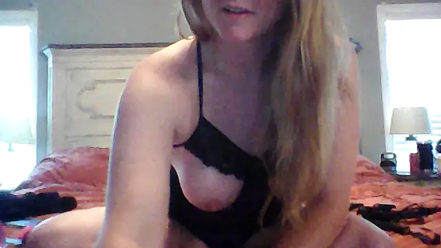 Snapshot of mountainmounter chatting on 07-24-26, 07:21 mountainmounter online show from 07-24-26, 07:21