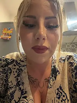 mila kween online show from 07-24-26, 10:17