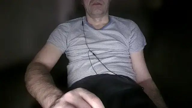 Snapshot of trebor600 chatting on 02-12-25, 05:37 trebor600 online show from 02-12-25, 05:37