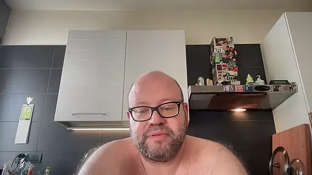 theitalianbear online show from 05-14-26, 07:16