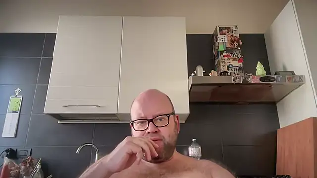 theitalianbear online show from 03-06-26, 01:06