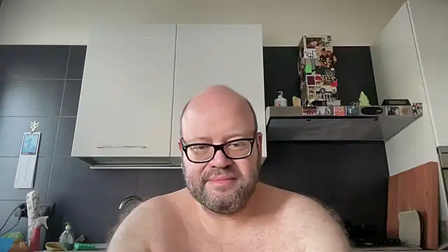 theitalianbear online show from 07-11-26, 05:52
