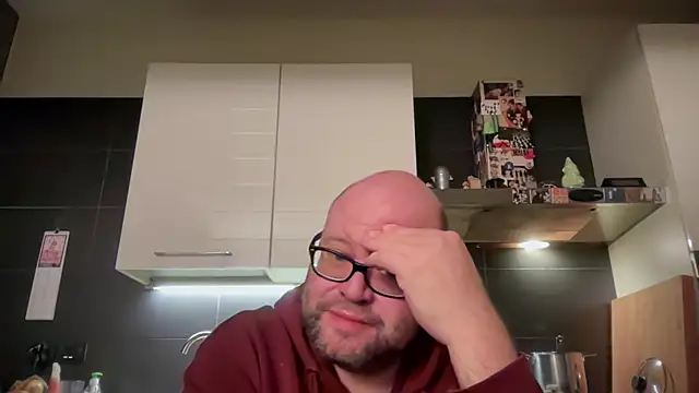 theitalianbear online show from 02-06-26, 06:48