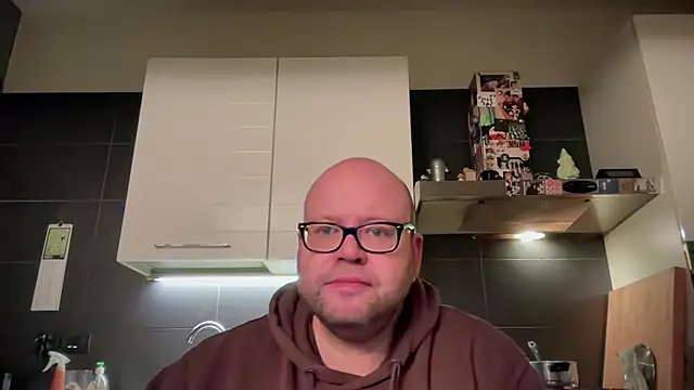 theitalianbear online show from 03-26-26, 07:12