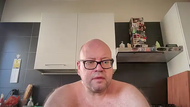 theitalianbear online show from 06-23-26, 04:27