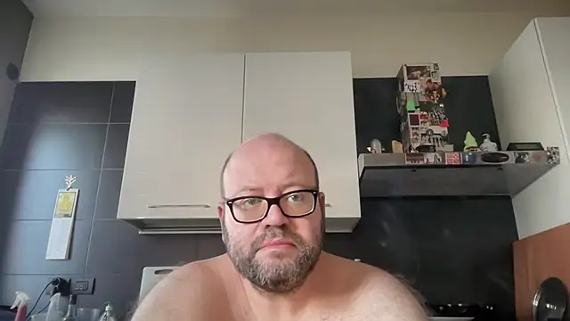 theitalianbear online show from 06-13-26, 05:38