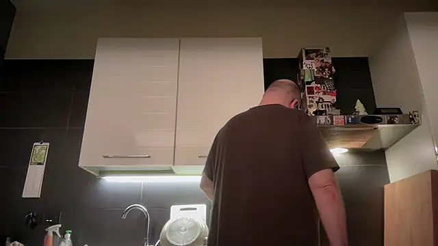theitalianbear online show from 05-04-26, 02:59
