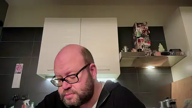 theitalianbear online show from 04-23-26, 03:13