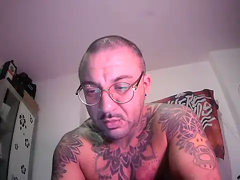 MagicStickBoy online show from 12-23-25, 08:24