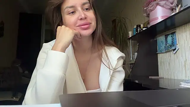 miss fleur online show from 08-01-26, 03:15
