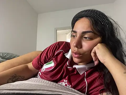 BellaValenis online show from 07-26-26, 01:01