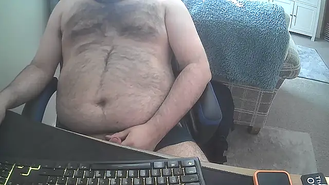 Snapshot of -SmallDick chatting on 07-29-26, 05:56 -SmallDick online show from 07-29-26, 05:56