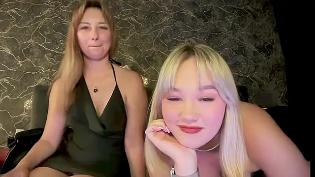 Snapshot of Aurora_meow chatting on 08-04-26, 07:18 Aurora meow online show from 08-04-26, 07:18