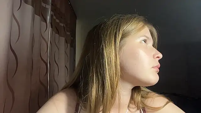 FayePapakostas online show from 07-29-26, 04:44