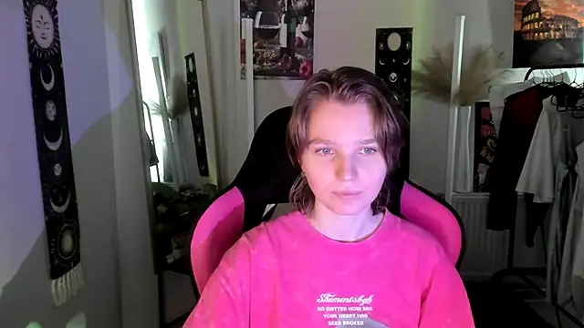 VivienneNoirr online show from 07-31-26, 08:03
