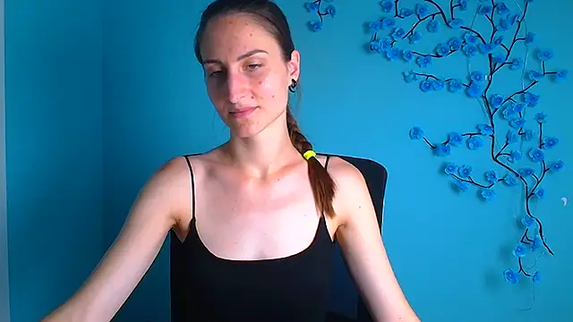Just Julie  online show from 08-06-26, 11:38