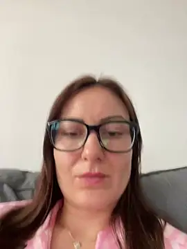 cutekittie123456 online show from 07-28-26, 11:07