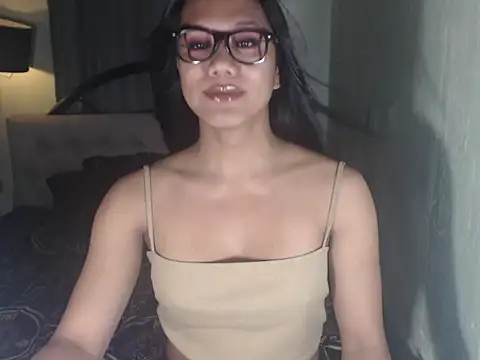 yourgoddesslatina online show from 07-27-26, 03:30