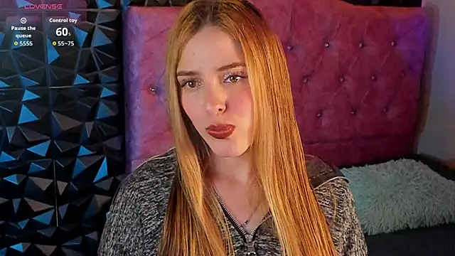 Snapshot of Karen_sins chatting on 08-03-26, 01:28 Karen sins online show from 08-03-26, 01:28
