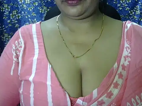SARITA 03 online show from 07-29-26, 10:14