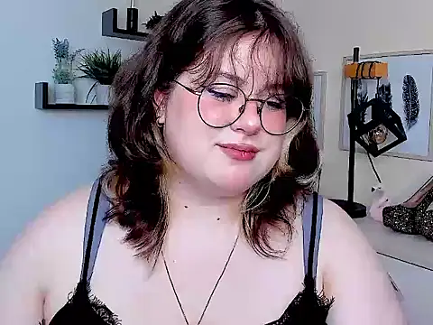 OpheliaLush online show from 08-03-26, 07:49