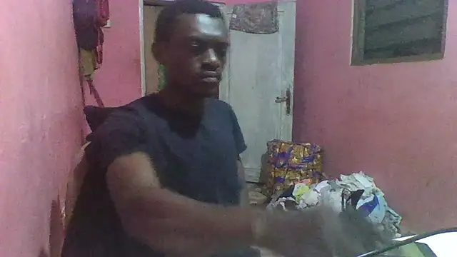 Snapshot of blakkvirus chatting on 10-15-25, 04:22 blakkvirus online show from 10-15-25, 04:22