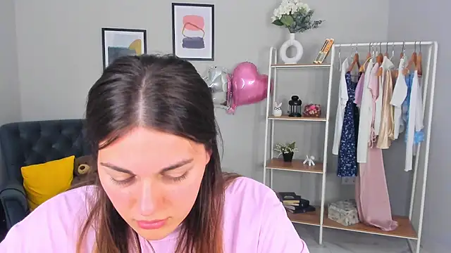 CarlyRai online show from 07-31-26, 12:04