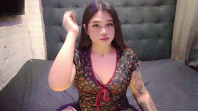 FoxxyJesa online show from 06-12-26, 04:16