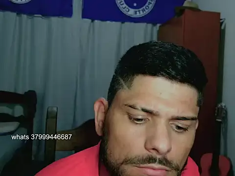 Snapshot of BRUNINHOALMEIDA17 chatting on 08-01-26, 05:05 BRUNINHOALMEIDA17 online show from 08-01-26, 05:05