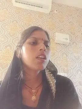 Horney Nikki online show from 08-02-26, 09:51