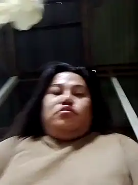 Snapshot of Andrea0414 chatting on 10-03-25, 09:27 Andrea0414 online show from 10-03-25, 09:27