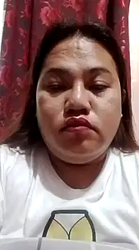 Snapshot of Andrea0414 chatting on 03-08-25, 12:11 Andrea0414 online show from 03-08-25, 12:11