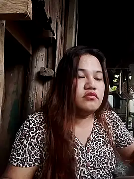 Snapshot of Andrea0414 chatting on 03-04-25, 11:54 Andrea0414 online show from 03-04-25, 11:54