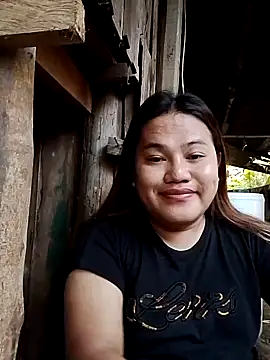 Snapshot of Andrea0414 chatting on 03-17-25, 10:29 Andrea0414 online show from 03-17-25, 10:29