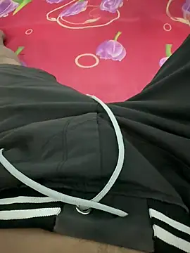 chienllll online show from 07-31-26, 12:37