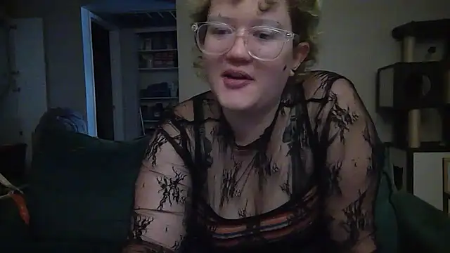 TreatLucky online show from 08-03-26, 05:08