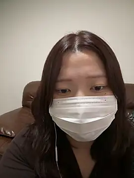 Snapshot of airi_08 chatting on 08-06-26, 01:28 airi 08 online show from 08-06-26, 01:28