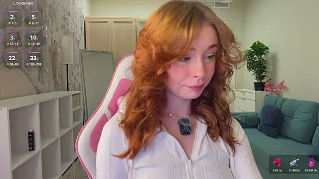 Eva RedQueen online show from 08-02-26, 05:21
