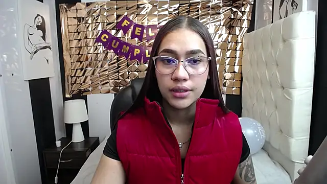 zoee muller online show from 08-04-26, 08:02