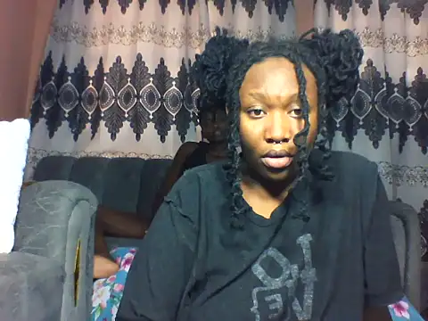 Sexy-love-bitches online show from 08-06-26, 02:45
