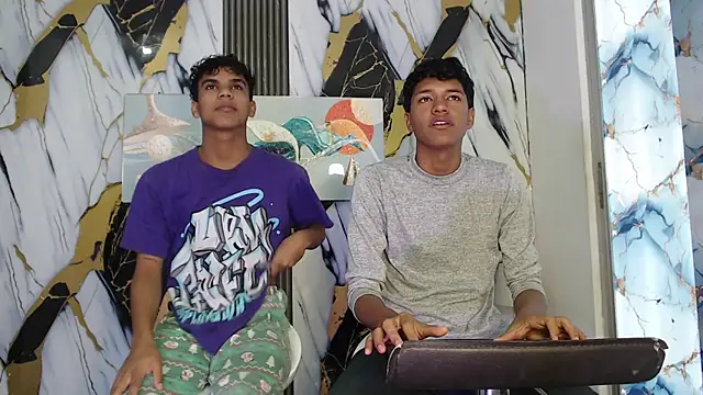 YUMMY LOVER2026 online show from 08-06-26, 01:28