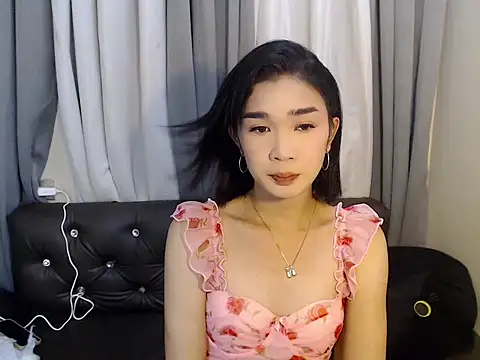 Snapshot of expensive_nadia chatting on 08-04-26, 03:55 expensive nadia online show from 08-04-26, 03:55