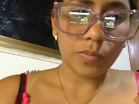 daniafrodita online show from 08-07-26, 04:40