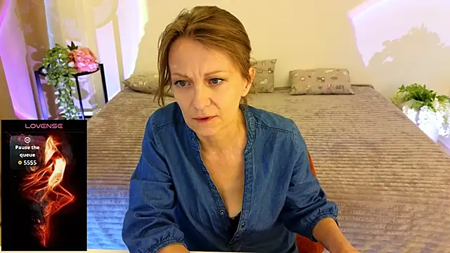 LianaNova online show from 08-07-26, 10:32