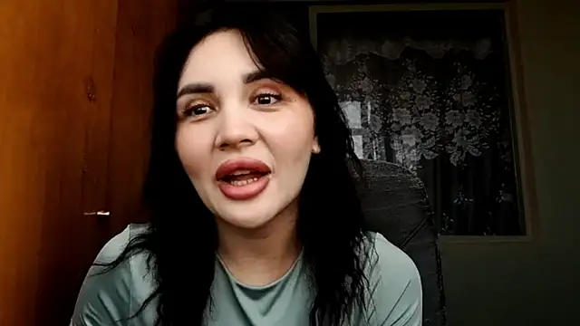 ElviaSloane online show from 08-06-26, 08:20