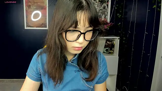 Snapshot of AlishaTempt chatting on 08-07-26, 12:11 AlishaTempt online show from 08-07-26, 12:11
