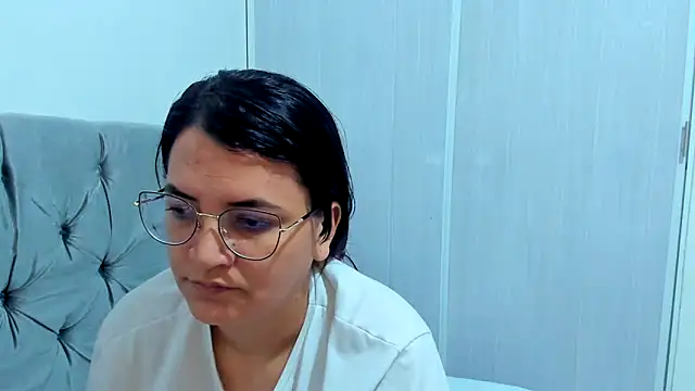 Snapshot of MARILYN_GARCIA chatting on 01-21-25, 02:48 MARILYN GARCIA online show from 01-21-25, 02:48