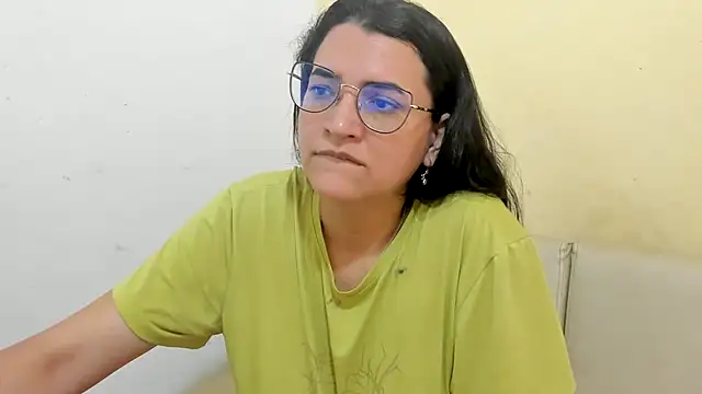 MARILYN GARCIA online show from 03-29-26, 04:19