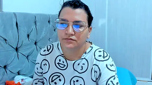 Snapshot of MARILYN_GARCIA chatting on 01-15-25, 02:56 MARILYN GARCIA online show from 01-15-25, 02:56