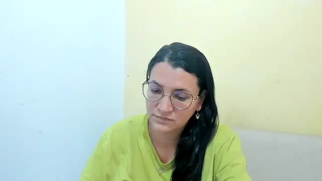 MARILYN GARCIA online show from 04-13-26, 07:07